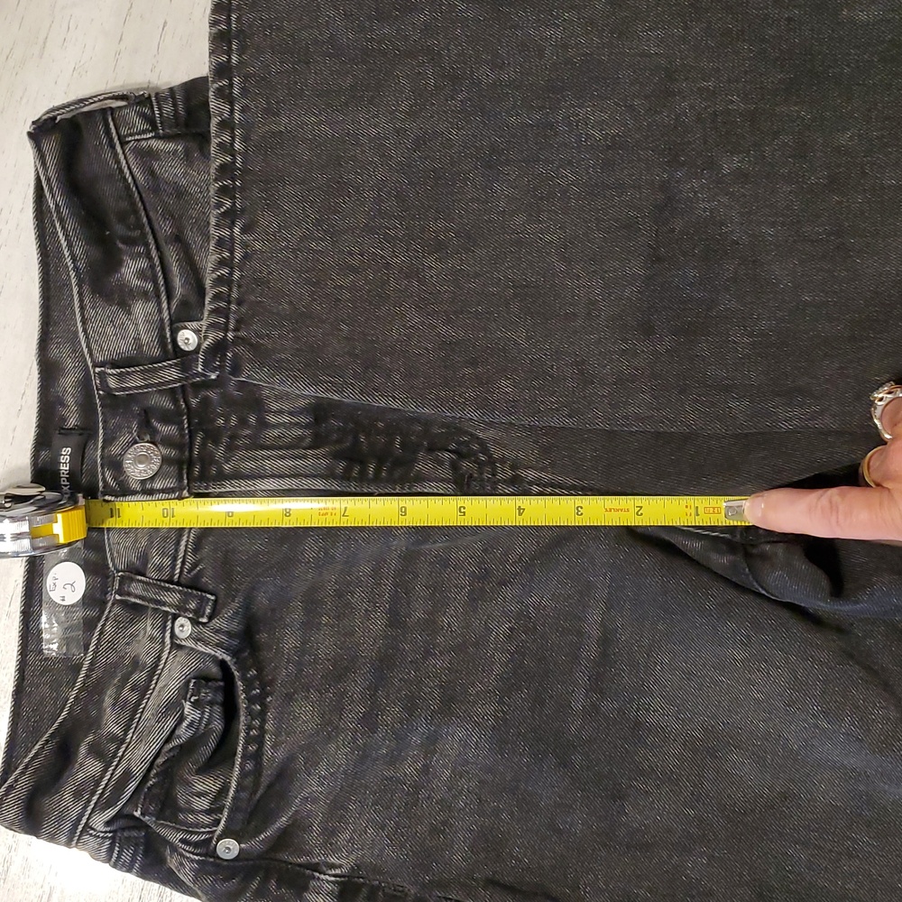 Express High rise, Faded Black Straight Ankle Jeans - Picture 7 of 9